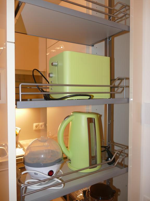 Chads City Apartment Mit Tiefgarage Free Parking Graz Kültér fotó